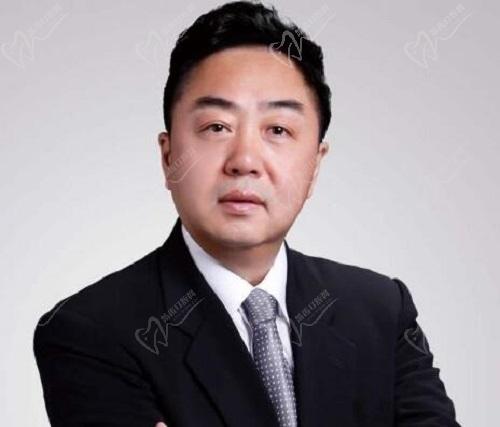 李曉東醫(yī)生簡(jiǎn)介